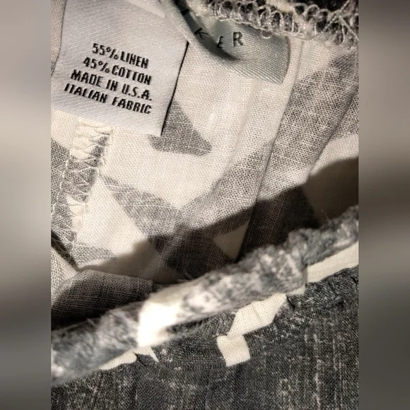 bryn Walker (Size M) Crop Top/(Size L) Crop Pants Leaf Print (2PC) Matching Set